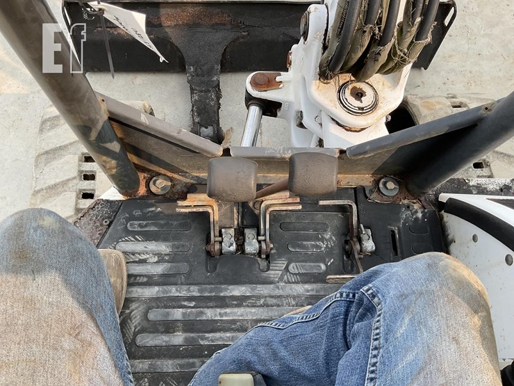 2007-bobcat-435-image-23