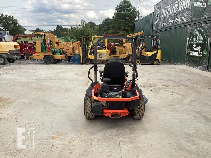 2019-kubota-z724x-image-4