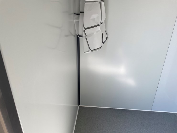 #2429-•-kj-new-portable-restroom-image-21