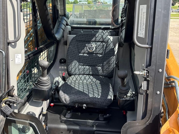 case-tv370b-image-14