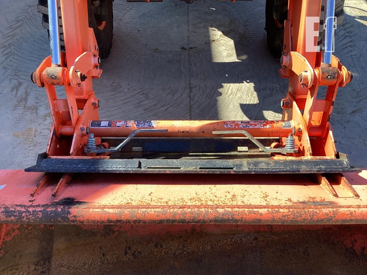 2007-kubota-m6040dt-image-22