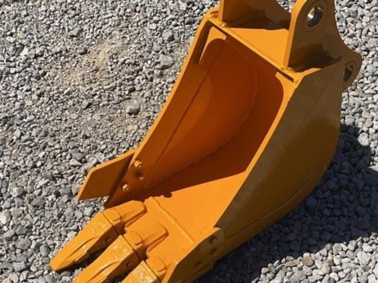 giyi-12"-excavator-bucket-fits-cat-305-image-2