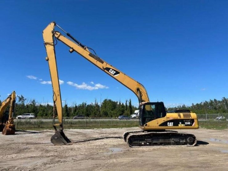 2010-caterpillar-324dl-image-5