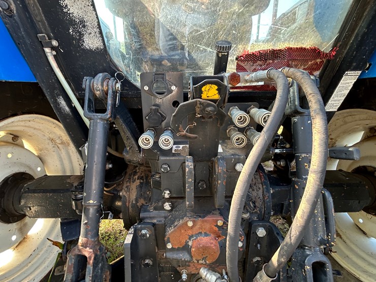 new-holland-tl100a-image-18