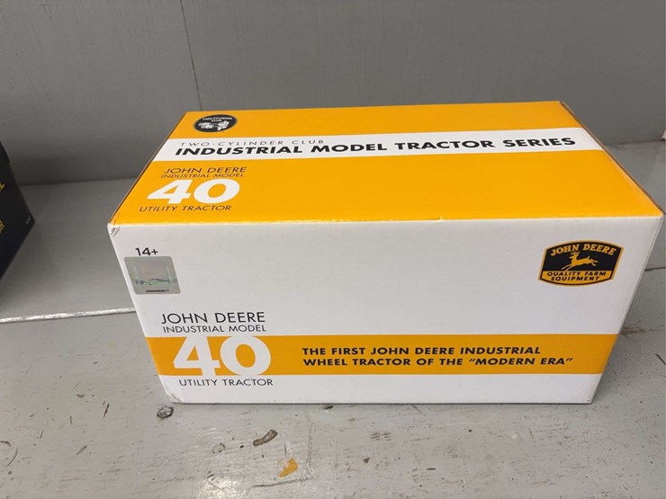 john-deere-720-image-14