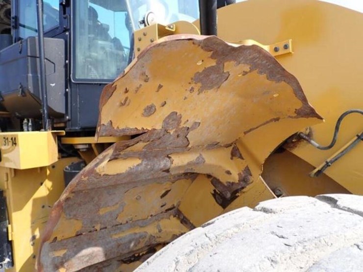 2014-caterpillar-950k-image-89