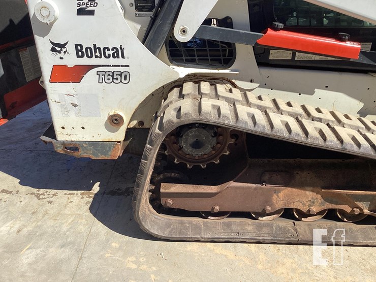 2019-bobcat-t650-image-21