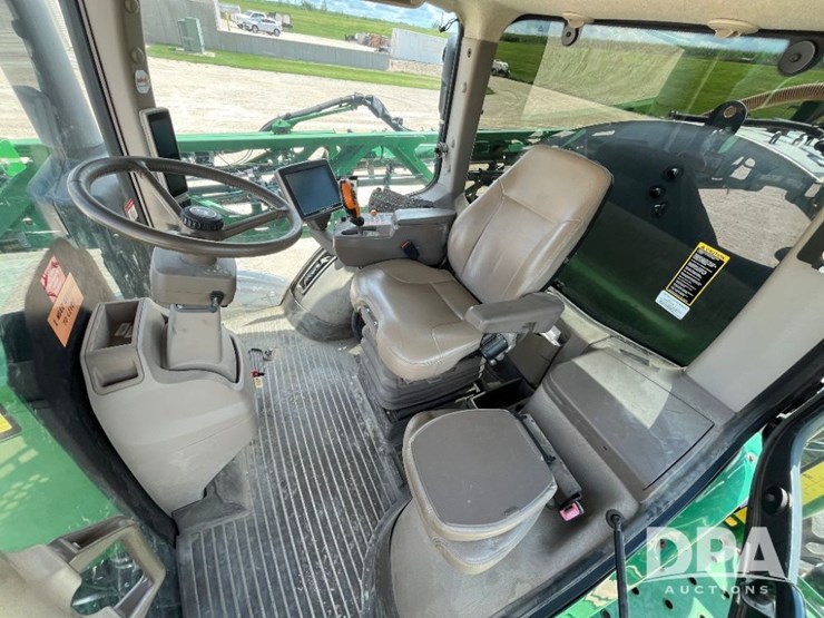 2014-john-deere-r4038-image-75