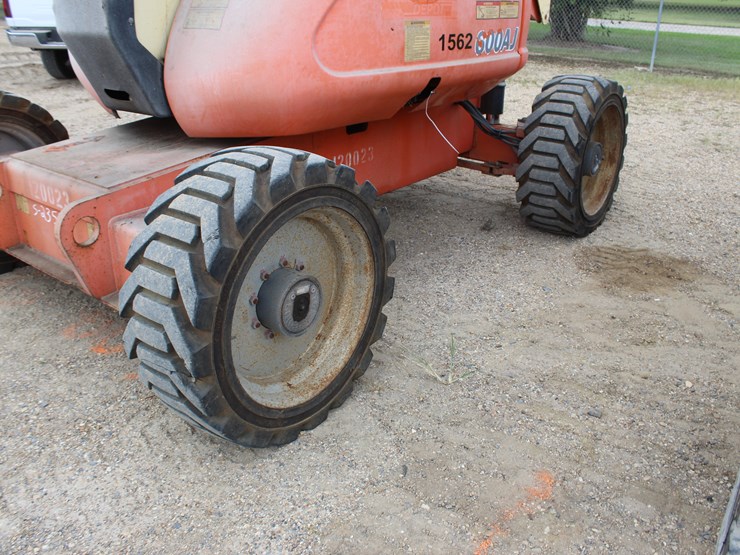 2011-jlg-600aj-image-6