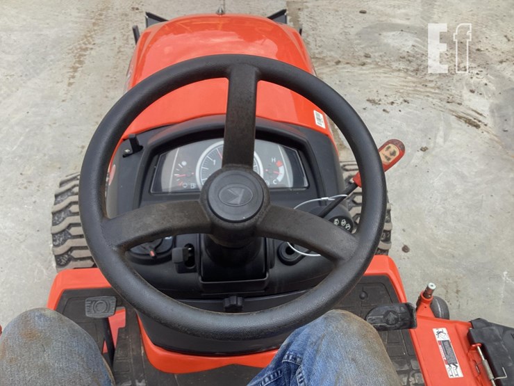 2021-kubota-bx2680-image-18
