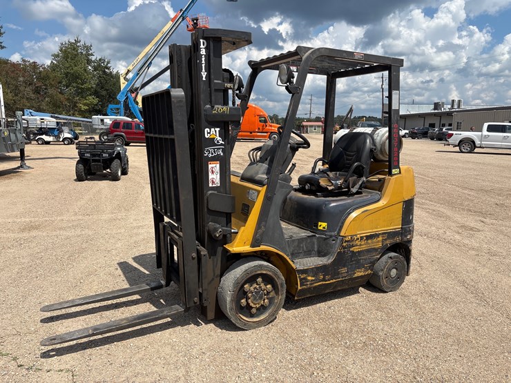 caterpillar-c4000-image-1