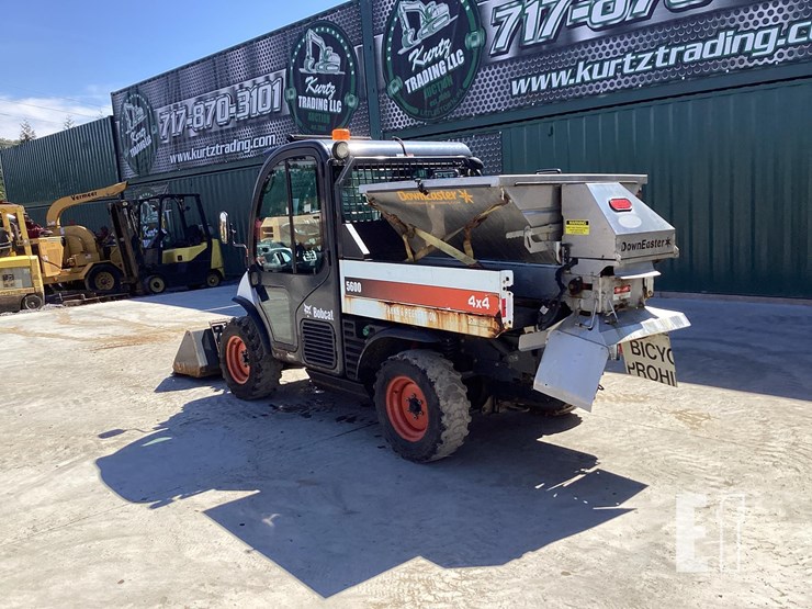 bobcat-toolcat-5600-image-3