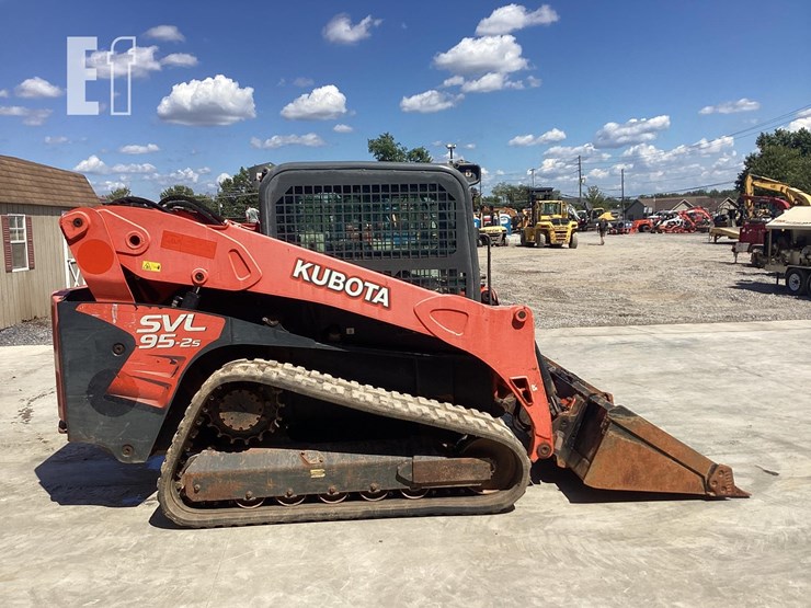 2019-kubota-svl95-2s-image-5