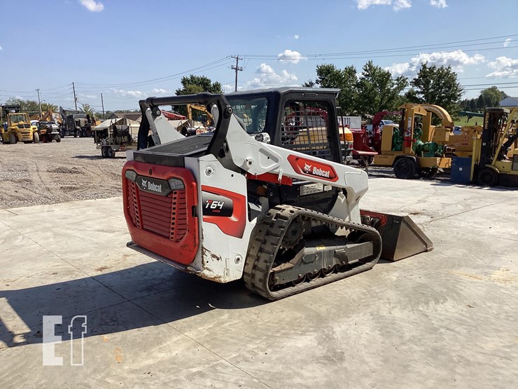 2022-bobcat-t64-image-9