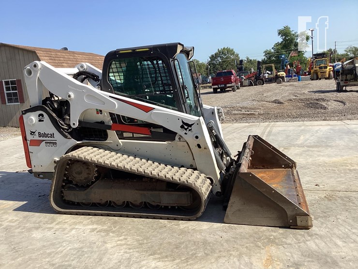 2019-bobcat-t770-image-11