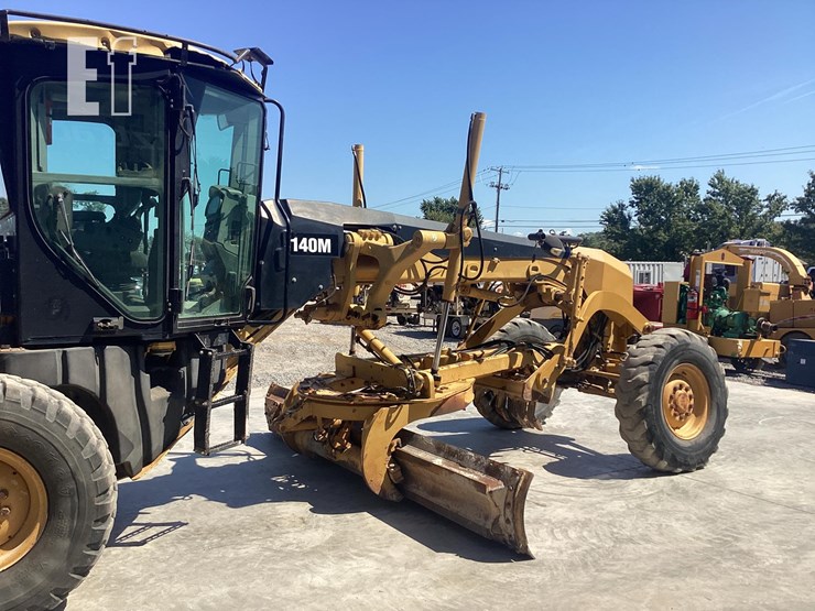 2009-caterpillar-140m-image-7