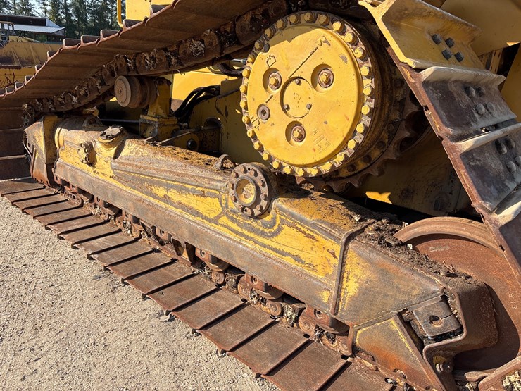 2015-caterpillar-d6n-lgp-image-6