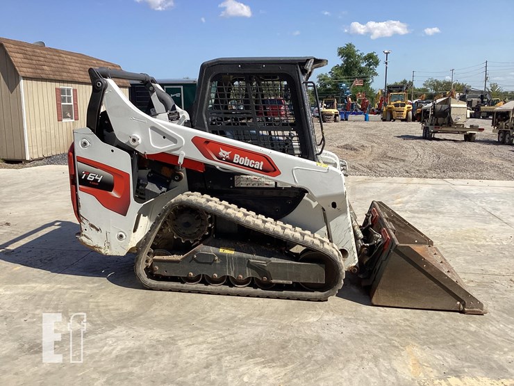 2022-bobcat-t64-image-13
