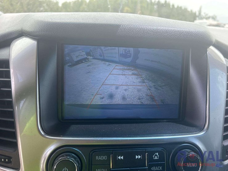 2018-chevrolet-tahoe-image-17