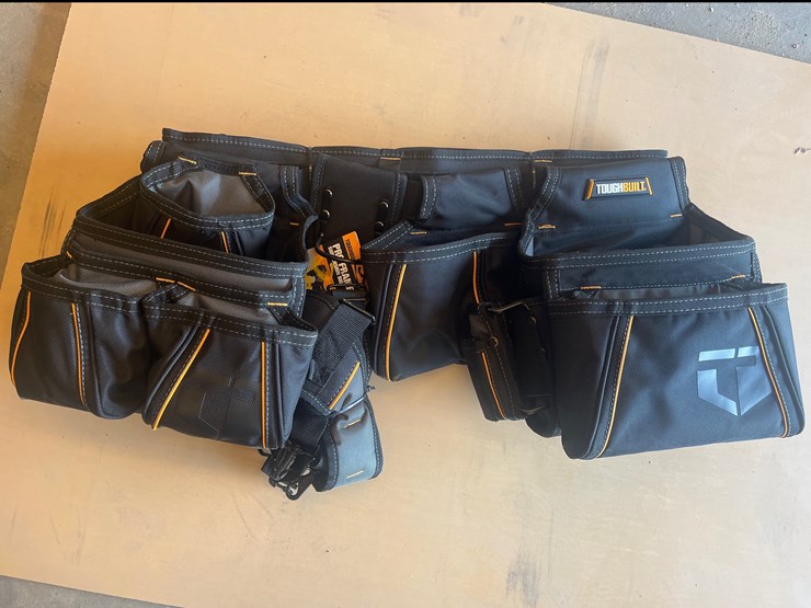 #2009-•-toughbuilt-heavy-duty-tool-bag-image-1