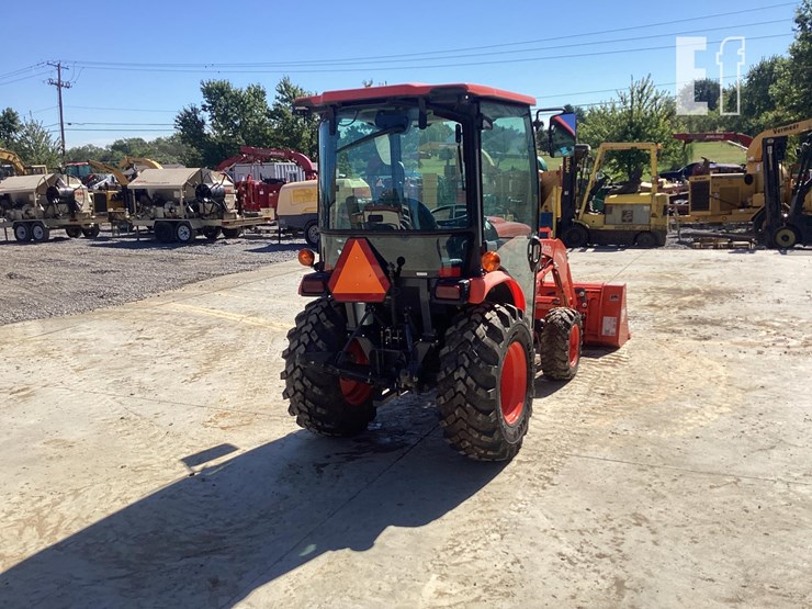 2023-kubota-lx3310-image-7
