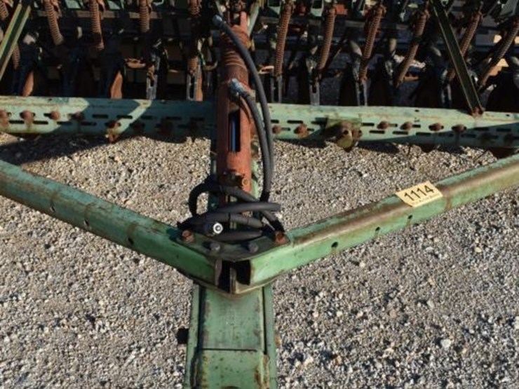 john-deere-8300-image-14