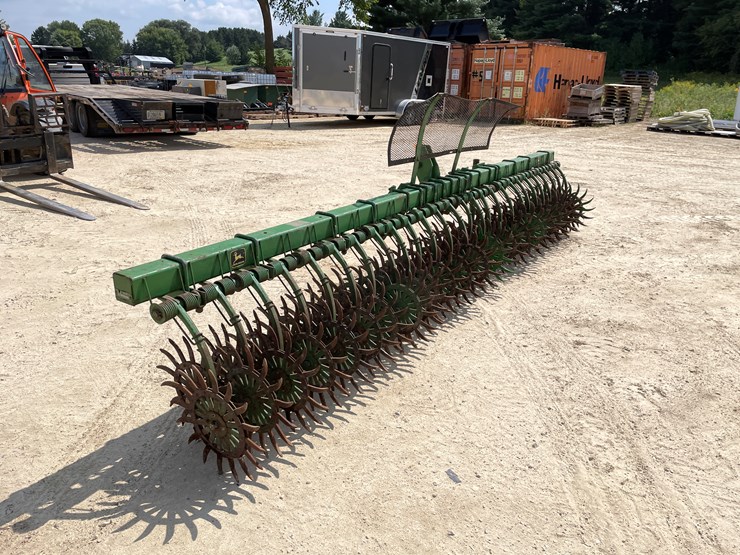 john-deere-400-image-6