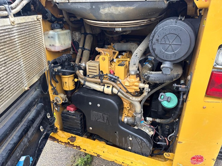 2019-caterpillar-289d-image-12