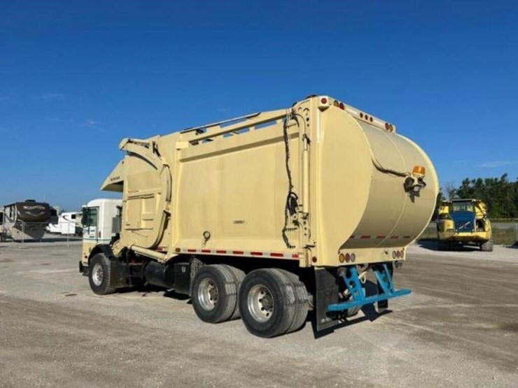 2009-peterbilt-pb320-coe-front-loading-t/a-garbage-image-6