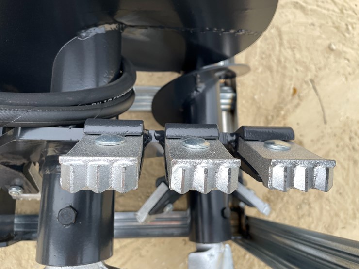 #2479-•-jct-skid-steer-auger-drive-attachment-image-14