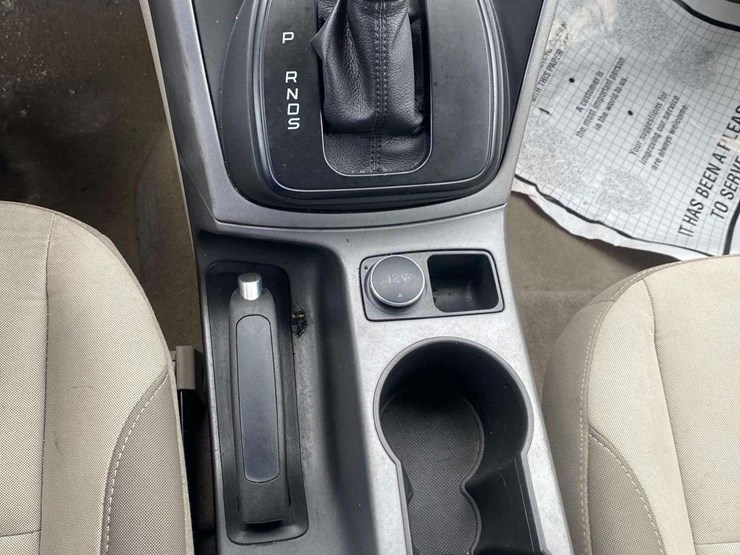 2014-ford-escape-image-18