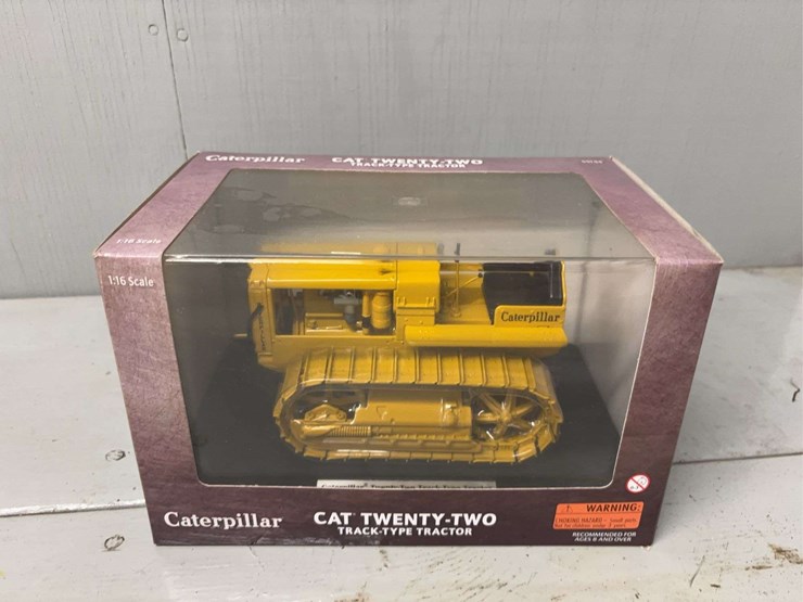 caterpillar-16-image-2