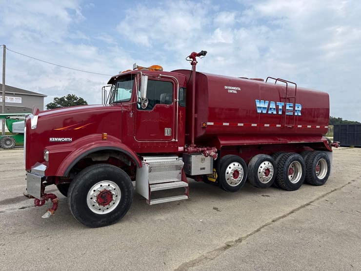 1995-kenworth-t800-image-1