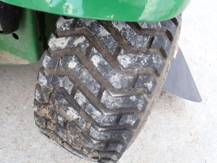 john-deere-lt133-image-16