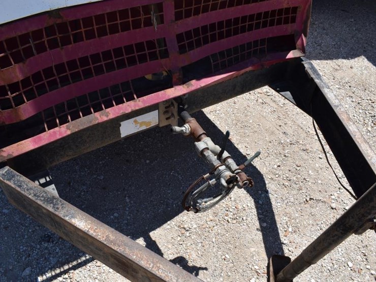 chicago-pneumatic-cps185-air-compressor-w/-jack-hammer-(serial-#-14652)-(sh-image-6