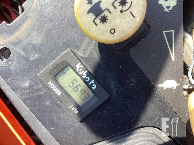2019-kubota-z724-image-10