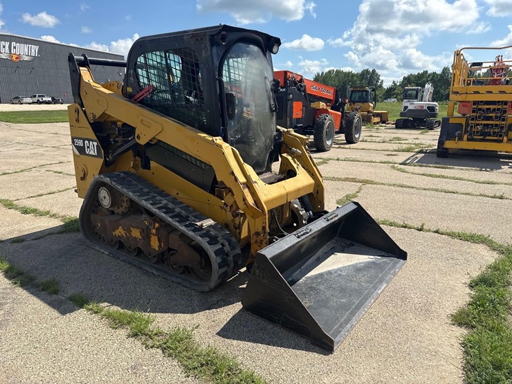 caterpillar-259d-image-7