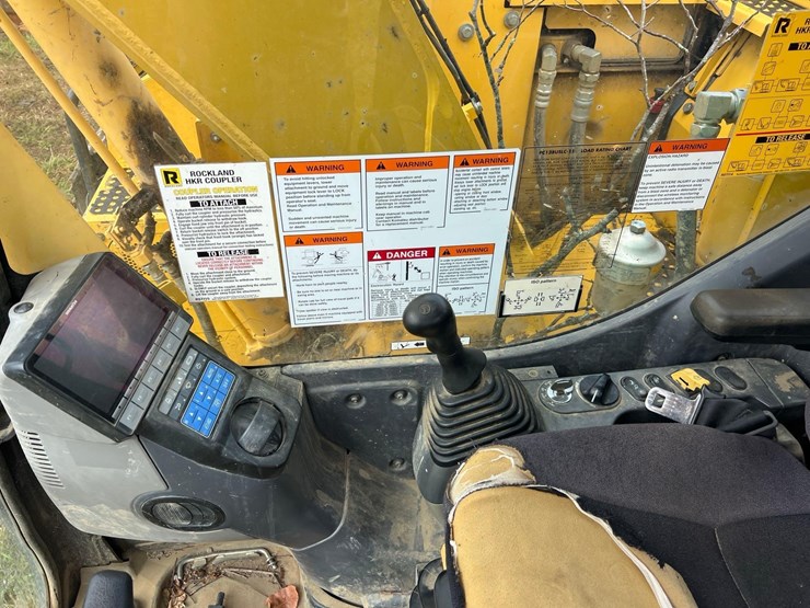 2017-komatsu-pc138-image-26