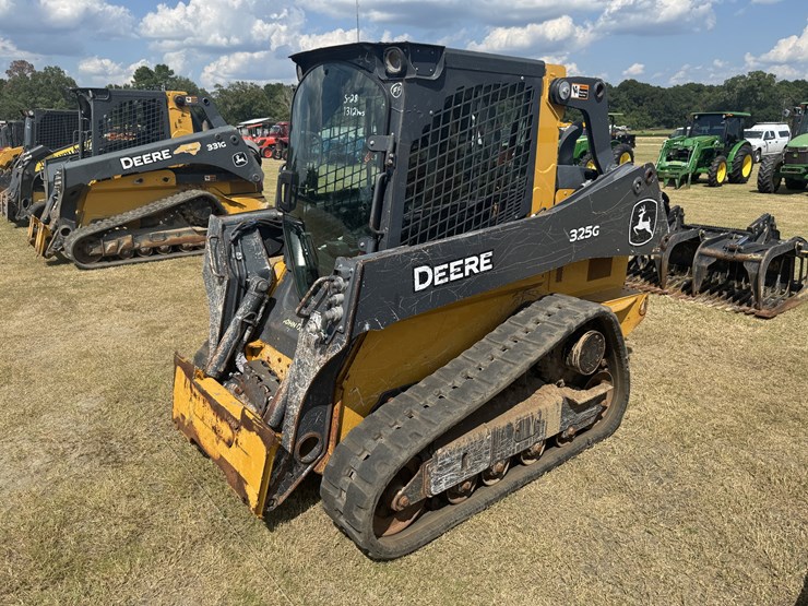 deere-325g-image-1