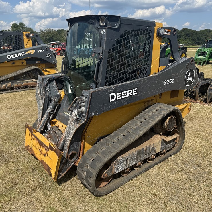 DEERE 325G