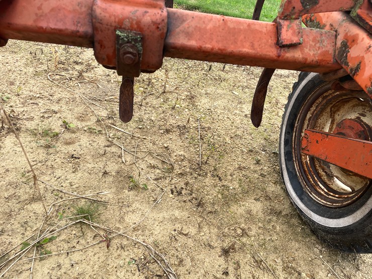 allis-chalmers-1200-image-14