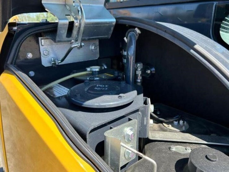 2023-deere-50g-image-29