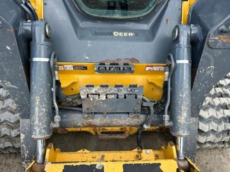 deere-333g-image-42
