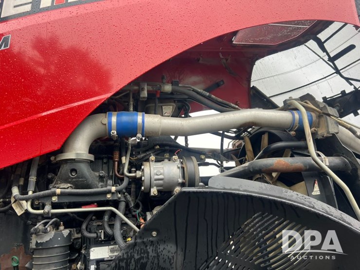 2011-case-ih-magnum-315-image-16