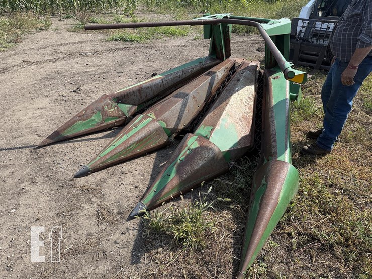john-deere-3970-image-30