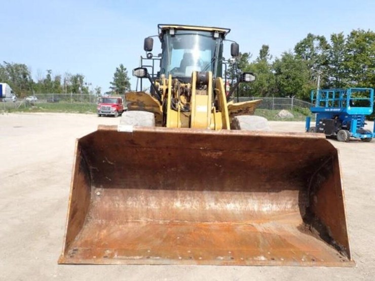 2014-caterpillar-950k-image-2
