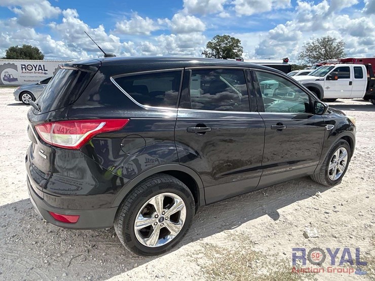 2014-ford-escape-image-3