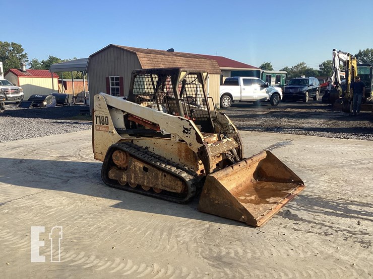2006-bobcat-t180-image-8