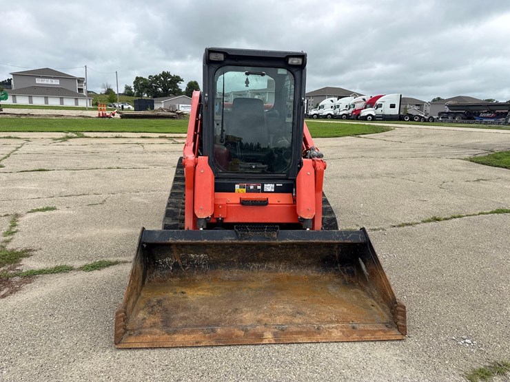 2021-kubota-svl75-2-image-8