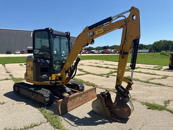 2022-caterpillar-303.5-image-7